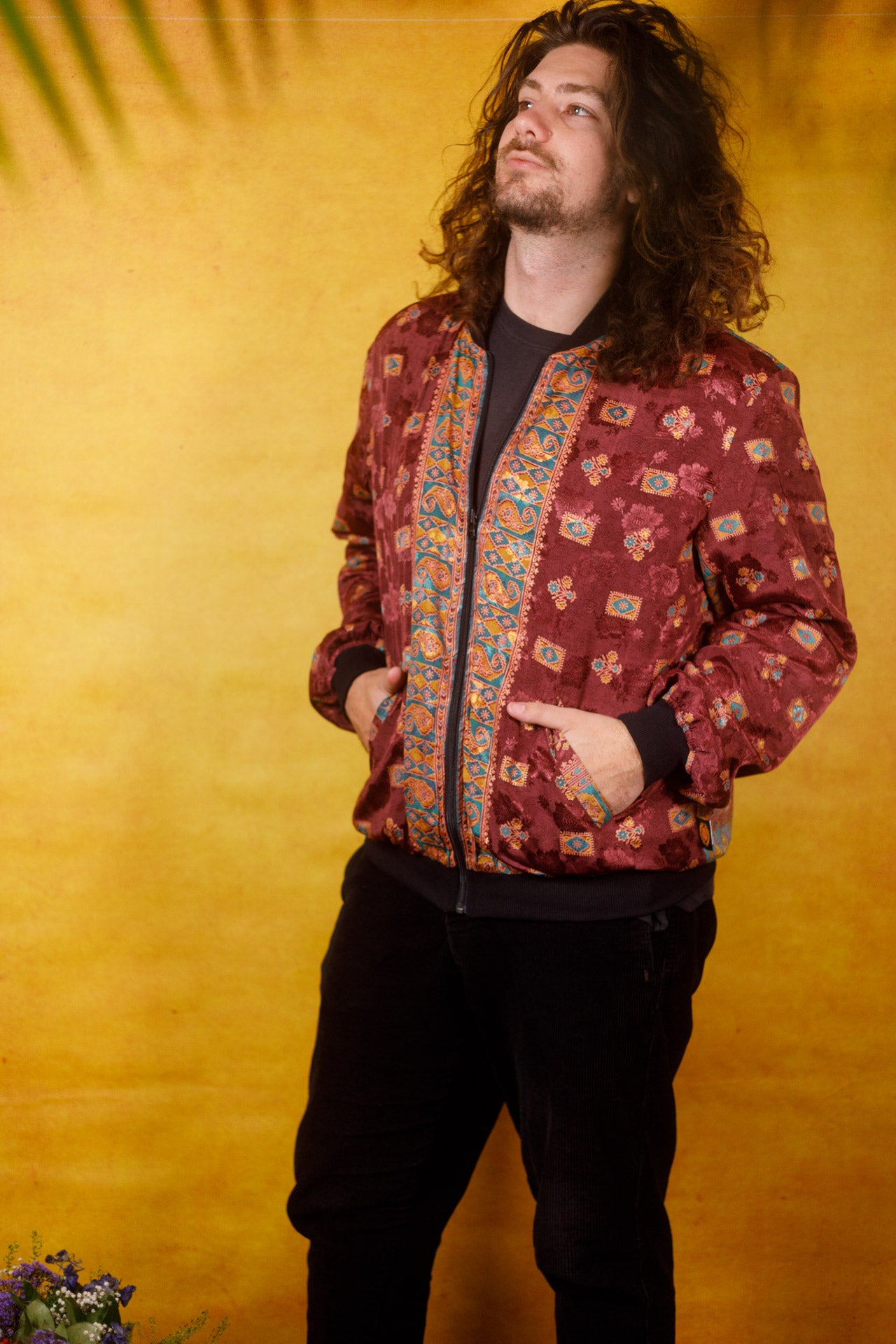 Sari-Bomber