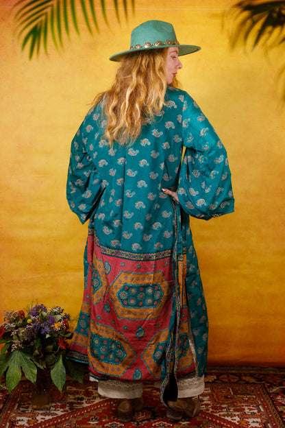 Chandra Kimono